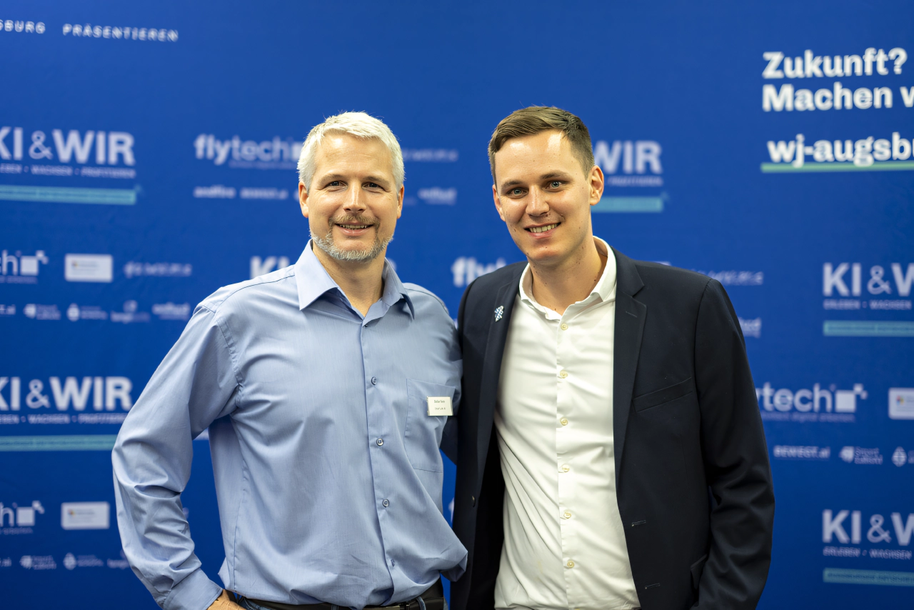 Image with ambilight effect